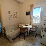 Antigoni Old Town Apartment *
